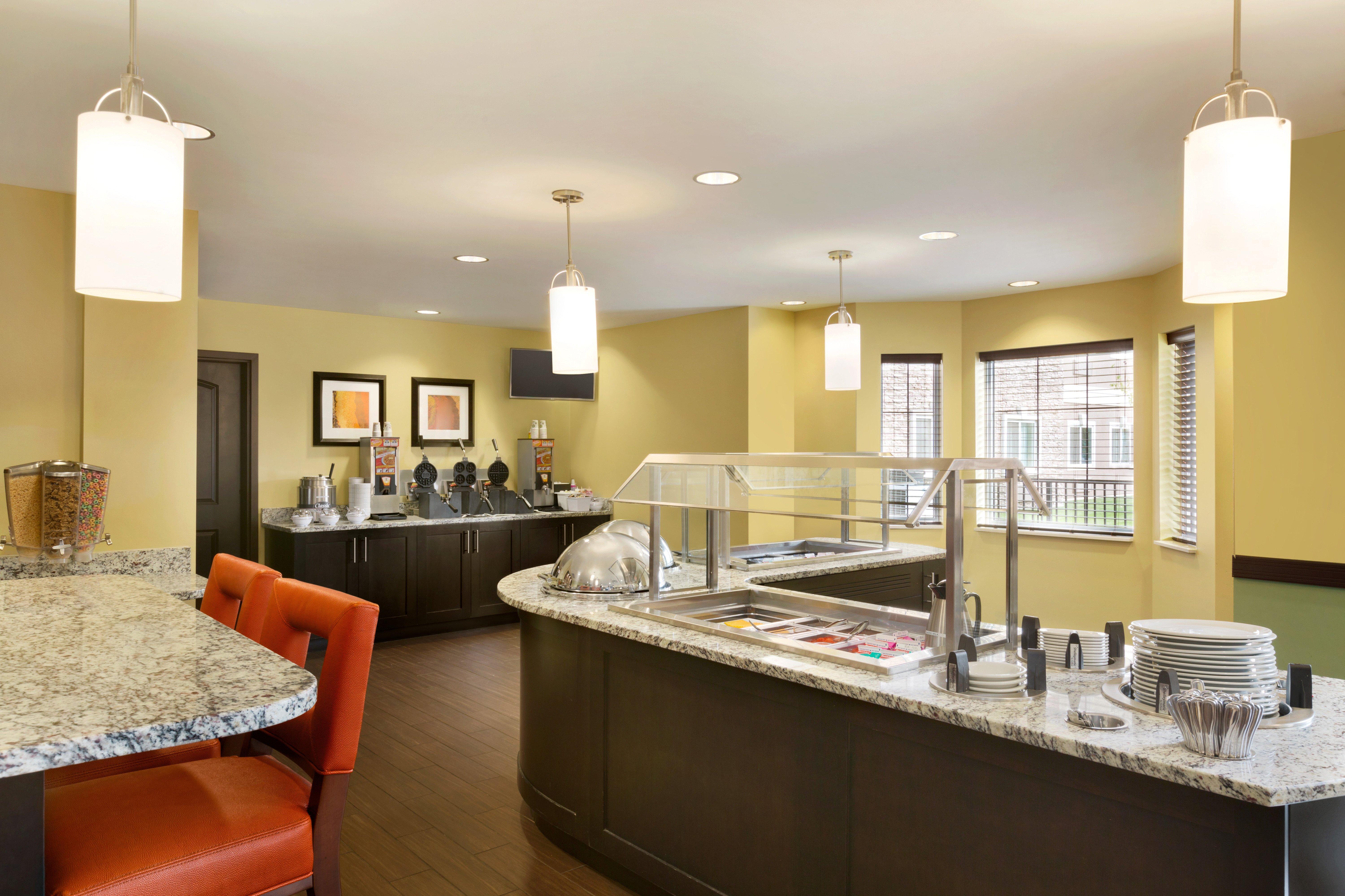 Staybridge Suites West Edmonton By Ihg Kültér fotó