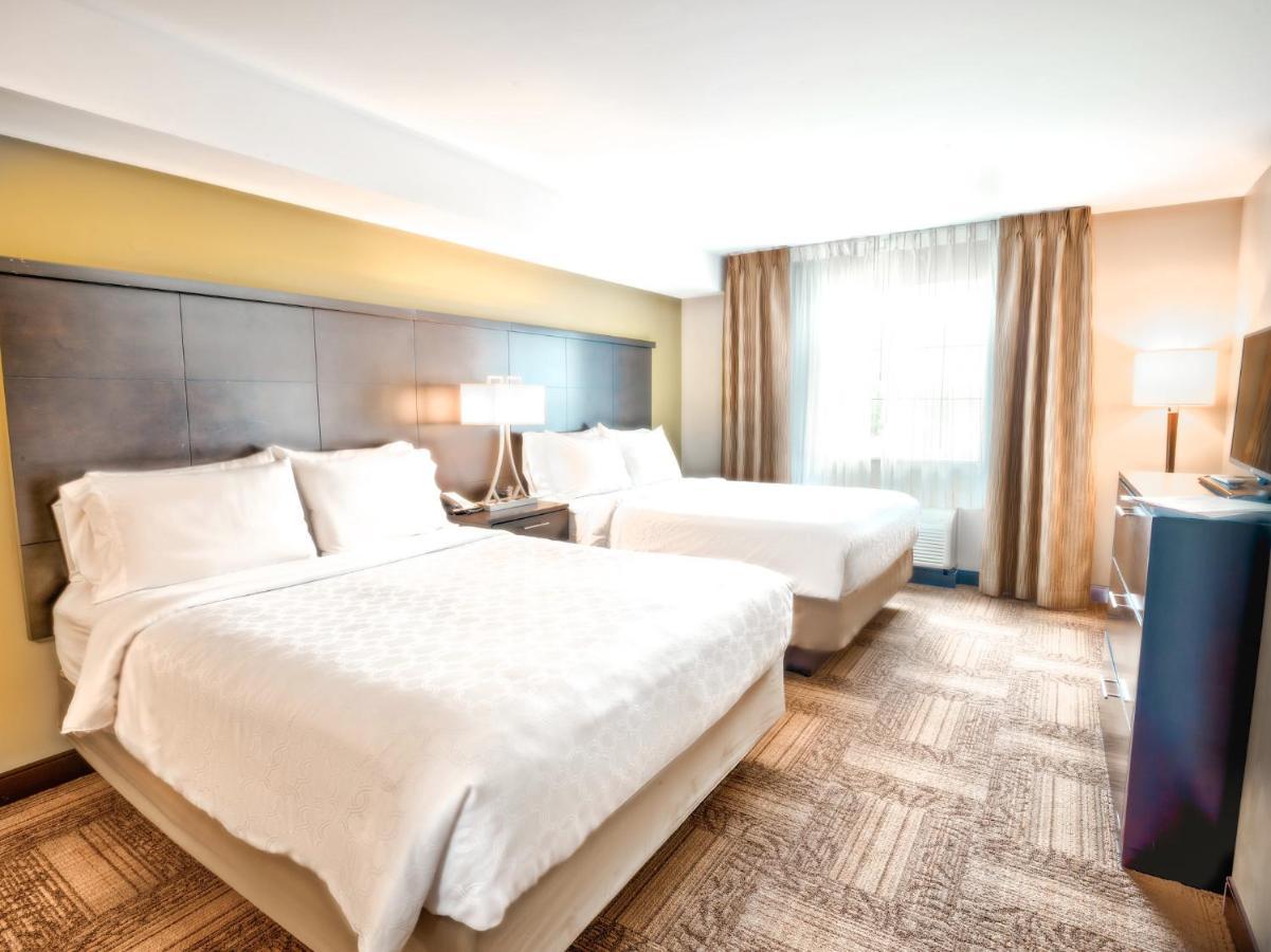 Staybridge Suites West Edmonton By Ihg Kültér fotó