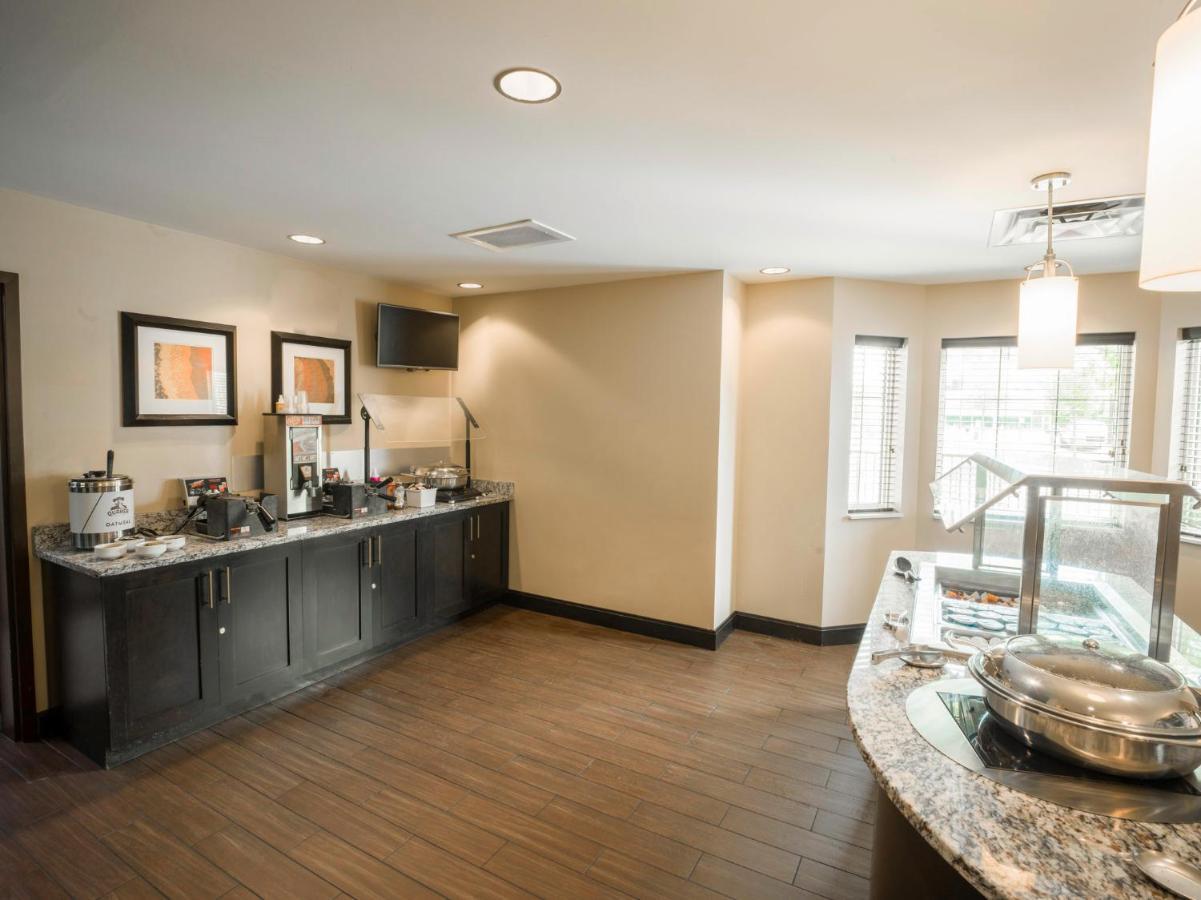 Staybridge Suites West Edmonton By Ihg Kültér fotó