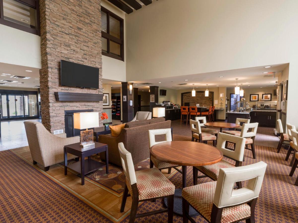 Staybridge Suites West Edmonton By Ihg Kültér fotó